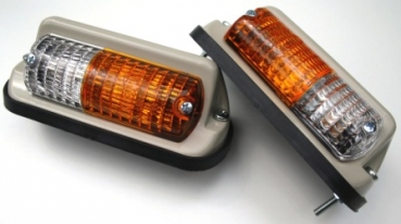 2x Hella Blinker Blinkleuchte Aufbaublinker Traktor Schlepper in